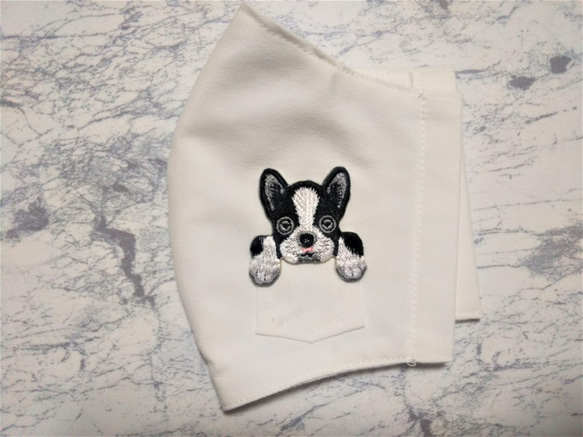 立体マスク　布マスク　大人用　犬柄　ボストンテリア　刺繍アップリケ付　大きめ　 2枚目の画像