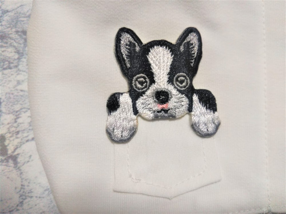 立体マスク　布マスク　大人用　犬柄　ボストンテリア　刺繍アップリケ付　大きめ　 3枚目の画像