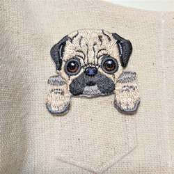 立体マスク　布マスク　大人用　犬柄　パグ　刺繍アップリケ付　 3枚目の画像