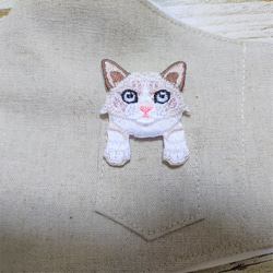 立体マスク　布マスク　大人用　猫柄　ラグドール　刺繍アップリケ付　 3枚目の画像