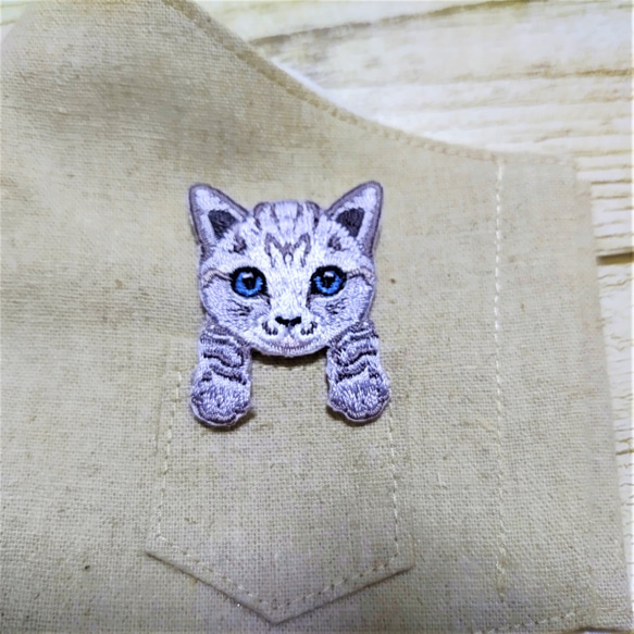 立体マスク　布マスク　大人用　猫柄　アメリカンショートヘア　刺繍アップリケ付　 3枚目の画像