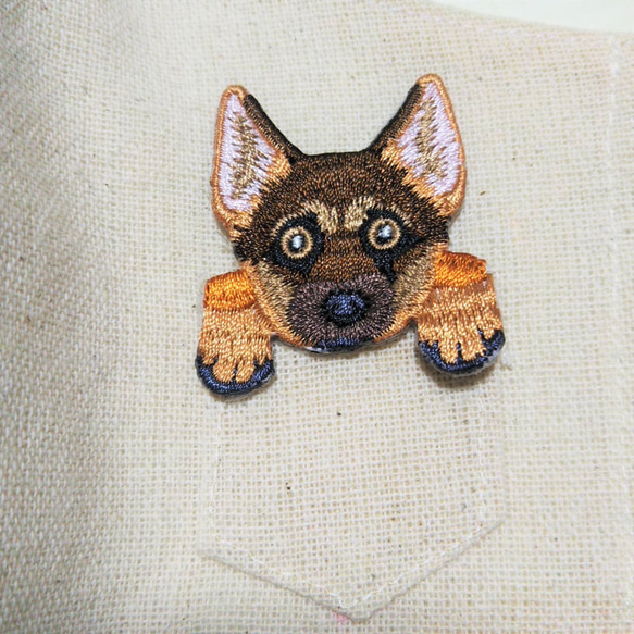 立体マスク　布マスク　大人用　犬柄　シェパード　刺繍アップリケ付　 3枚目の画像