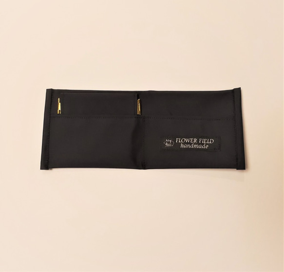マニッシュな　シンプルでコンパクトな２つ折り財布【スリーレイヤー生地　ブラック】 3枚目の画像