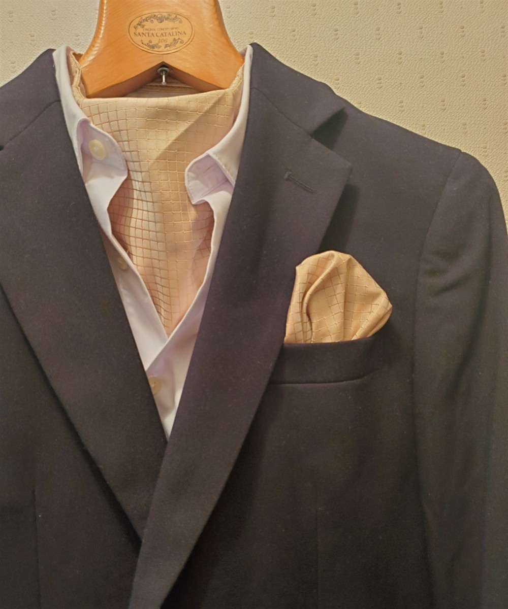 ワンタッチ！　アスコットタイ＆ポケットチーフのセット【国産シルクジャガード　×　ベージュチェック】