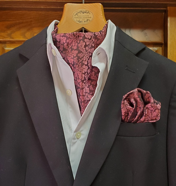 ワンタッチ！ アスコットタイ＆ポケットチーフのセット【国産シルク