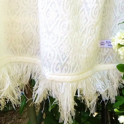 ウール混紡　スペイン製レイシーニットの　❀花冷え❀ストール　【　オフホワイト　】 6枚目の画像