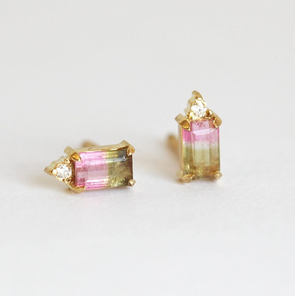 バイカラートルマリンピアス ピアス（スタッド・一粒