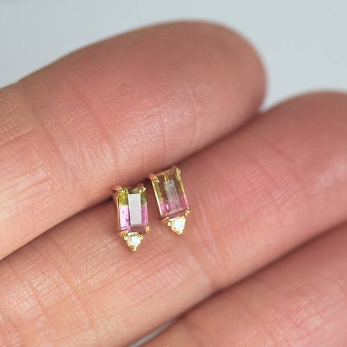 バイカラートルマリンピアス ピアス（スタッド・一粒） minimalvs 通販