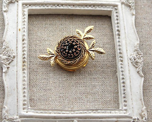 クリスチャン オジャール　ボタンカバー　ブローチ　ヴィンテージ　未使用品 ボタン カバー ゴールド パール BUTTON COVER USA ヴィンテージ