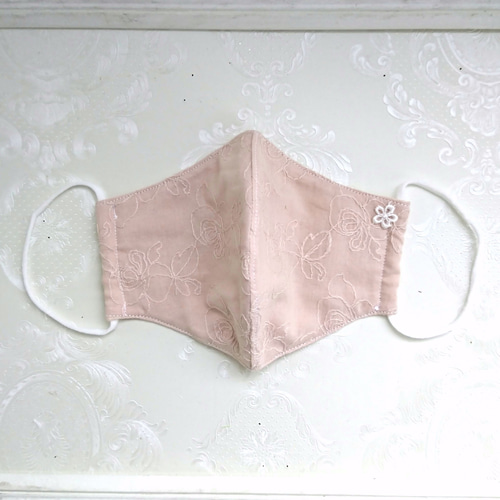 C42☆ベビーピンク☆チュール☆お花＆いちご刺繍レース☆ハンドメイド