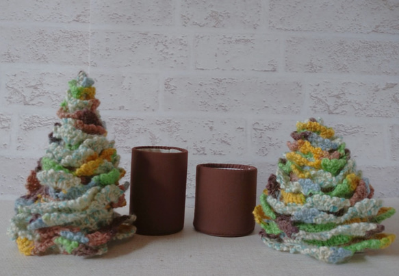 クリスマスツリーな小物入れ 　カラフルツリータイプ⑥　自分で飾るビーズオーナメント付き　　 4枚目の画像