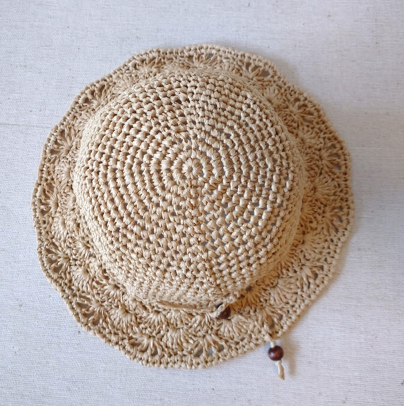 【受注製作】エコアンダリヤの夏帽子（円型）ナチュラルベージュ 2枚目の画像