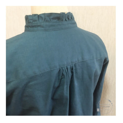 フリル襟のピンタックシャツ（ミネラルブルー）Mサイズ 5枚目の画像