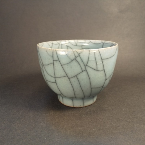 【10％OFF】 圓田拓男作 青瓷ぐい呑 美術年鑑掲載作家 盃 青磁 青瓷 共箱 青磁