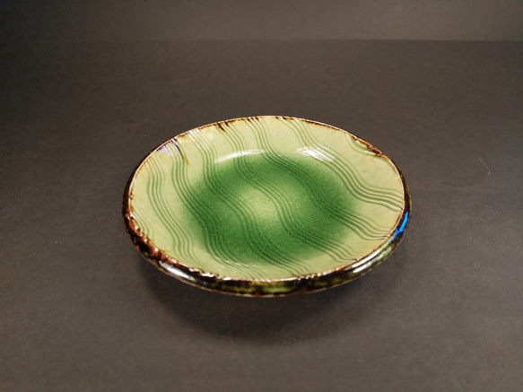 青磁小皿　五個セット　唐山窯製　青瓷　青磁　銘々皿　小皿　手作り　やきもの　焼物 2枚目の画像