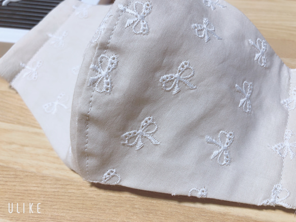 【送料無料】リボン刺繍立体マスク　ベージュ 3枚目の画像