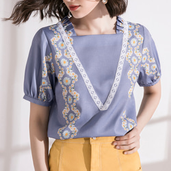 Nega C. Square neckline top in Daisy's Pattern--BabyBlue 1枚目の画像