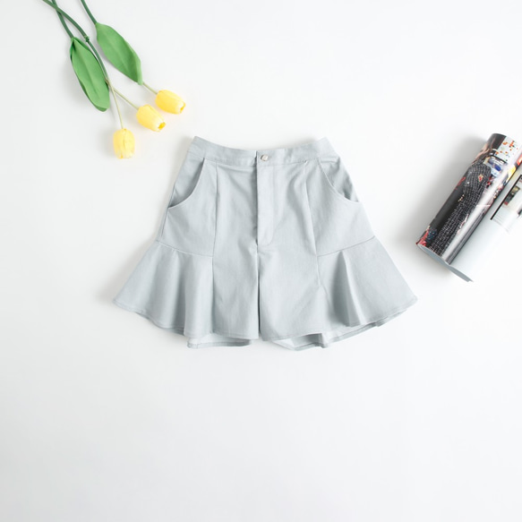 Nega C. Demin ruffle hem shorts--Light Blue 1枚目の画像