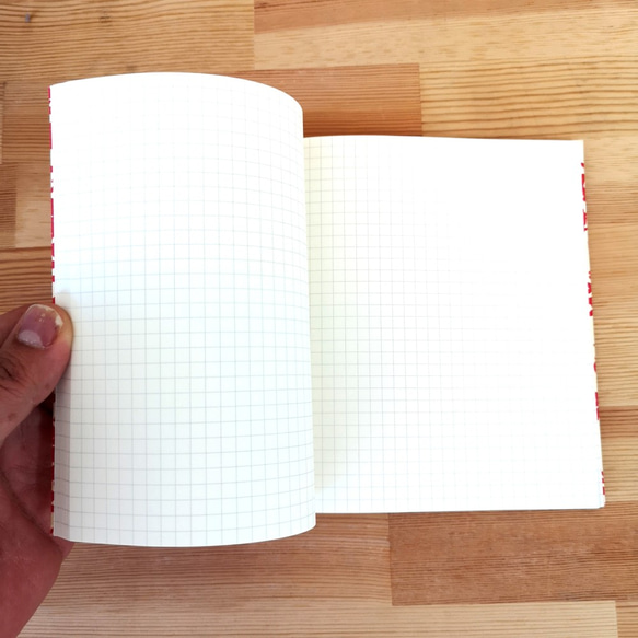 和綴じノート正方形（方眼紙） 2枚目の画像