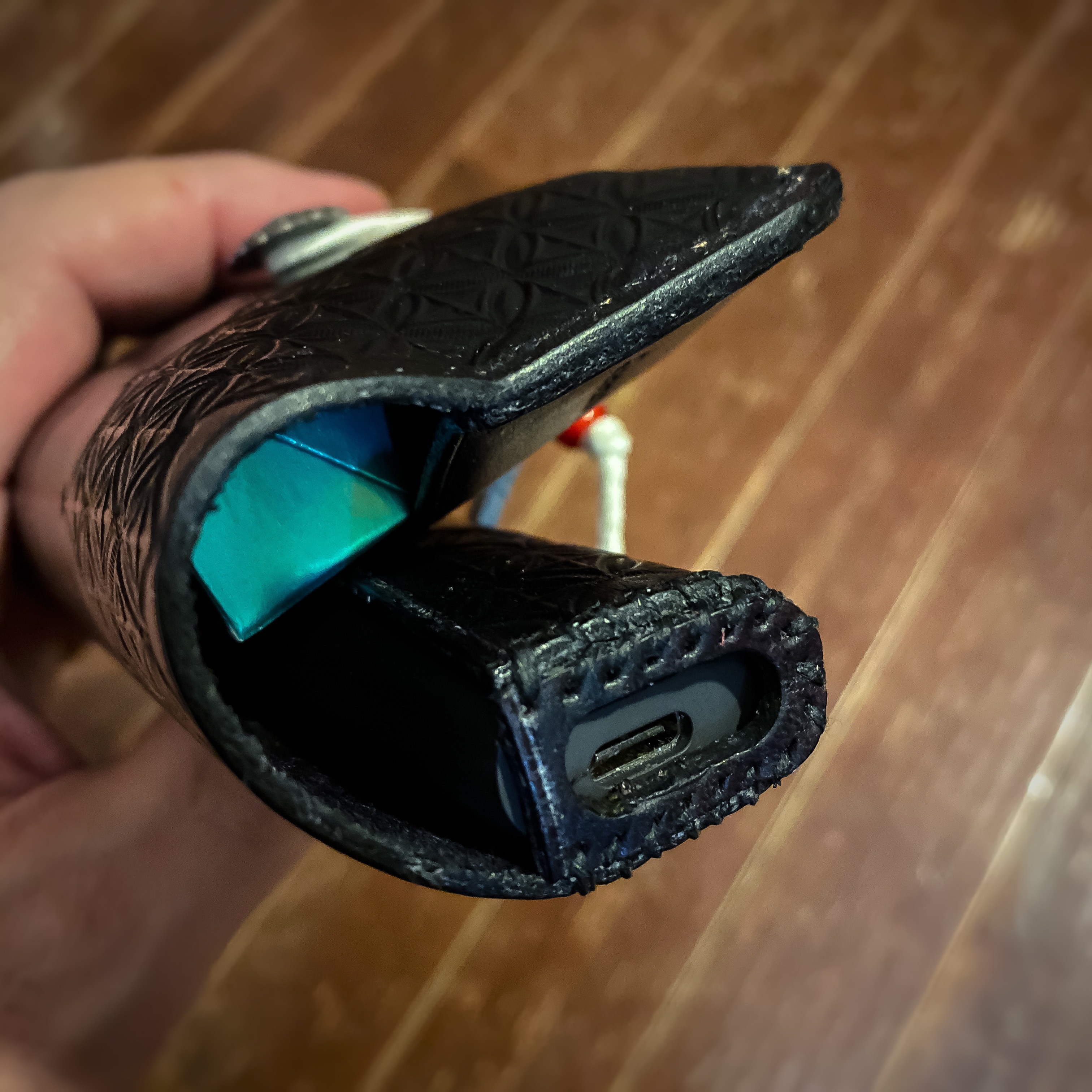 【iQOS ILUMA ONE/iQOS ILUMA i ONE】iQOSイルマ ワン/iQOSイルマiワン　本革ケース