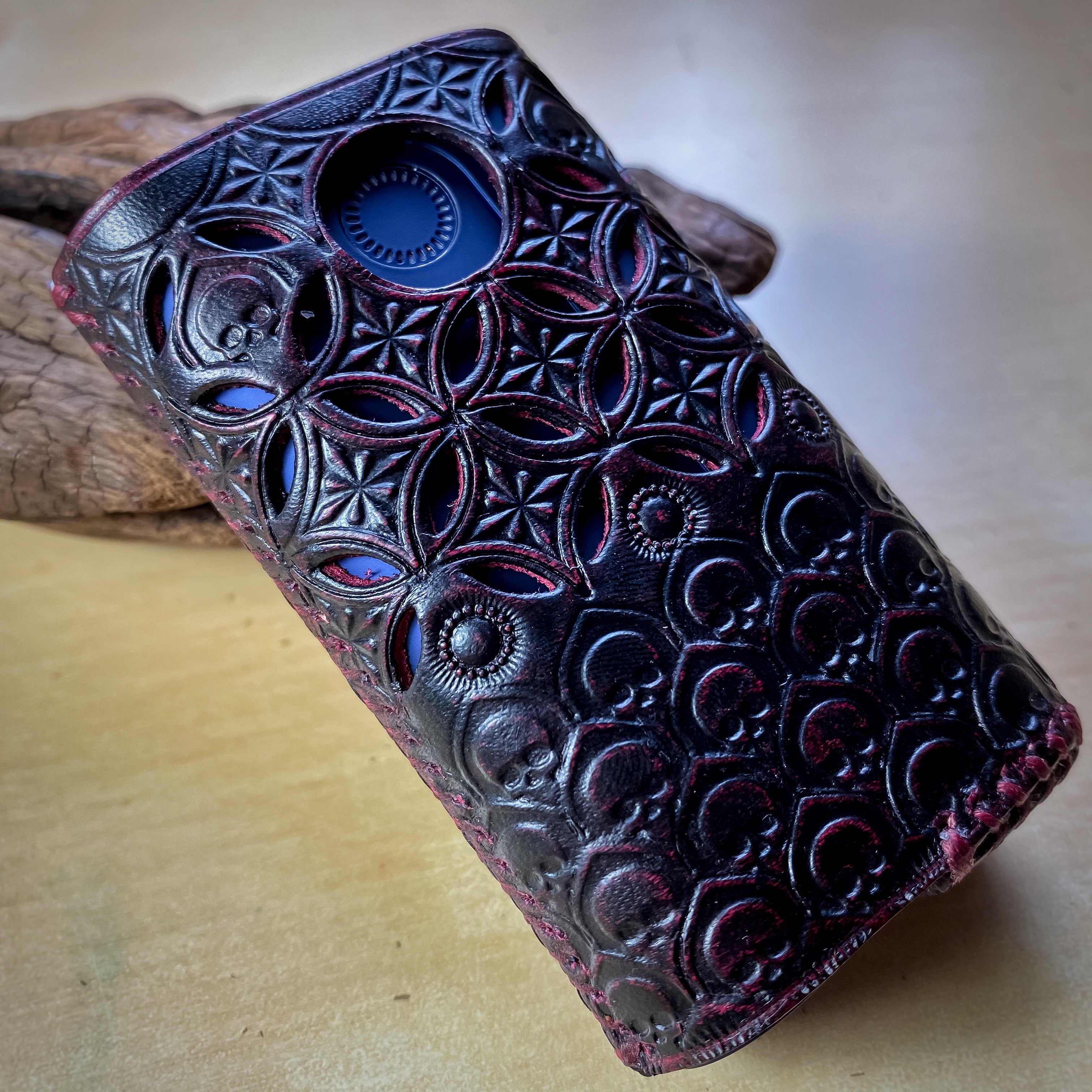 【glo hyper / glo hyper plus】本革製カバー Skull Mix 透かし彫 02 gh08