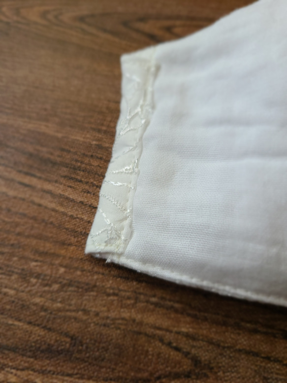 綿レース刺繍生地(光沢)×裏面Wガーゼ 3枚目の画像