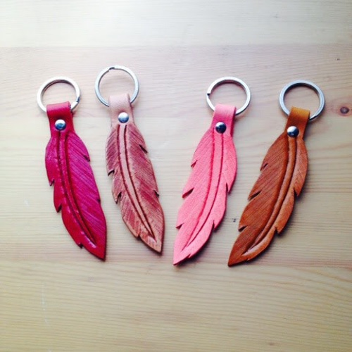 FEATHER 【赤/レッド】フェザー 羽根 羽 はね ウィング カービング