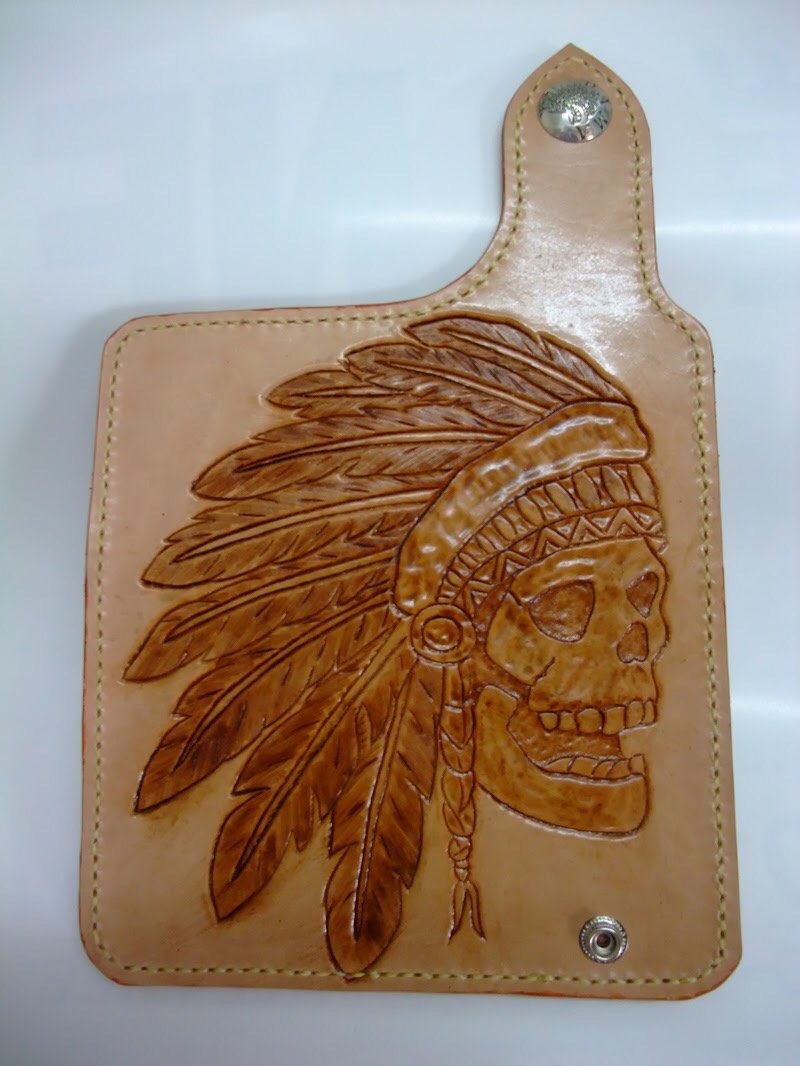 【インディアンスカル2】カービング　長財布 革 栃木レザー ウォレットコンチョ