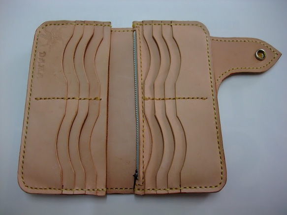 【CARP/鯉4】　こい　カービング　長財布 革 栃木レザー シルバーコンチョ 