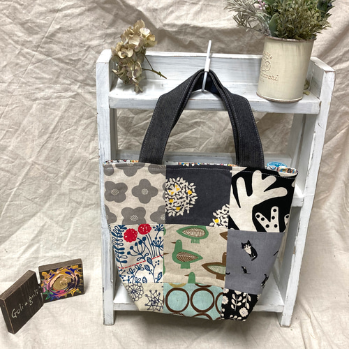長方形つなぎのトートバッグ。 パッチワーク ハンドメイド テシゴト雑貨 長方形つなぎのトートバッグ。 パッチワーク ハンドメイド