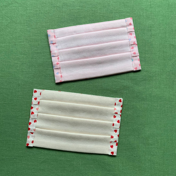 5重 キッズ  ジュニア プリーツマスク ミニハート ピンク オフホワイト 抗菌・防臭 3枚目の画像