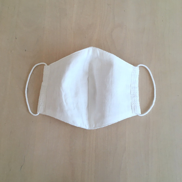 【女性用】フォークロア調レースのマスク（立体型・裏ダブルガーゼ） 3枚目の画像
