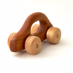 【木製】くるまのおもちゃ：ケヤキ（名入れ可） 2枚目の画像