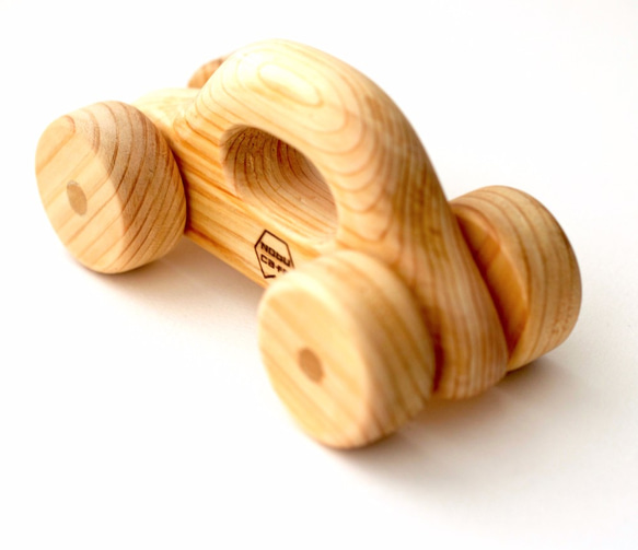 【木製】くるまのおもちゃ：ひのき（名入れ可） 2枚目の画像