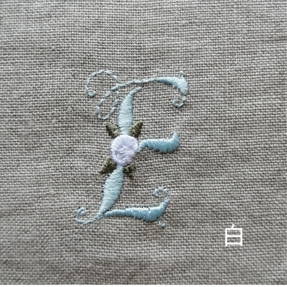 イニシャル　フラワー刺繍　リネン　立体マスク　　　フラワーカラー4色展開　本麻　ハンドメイド 7枚目の画像