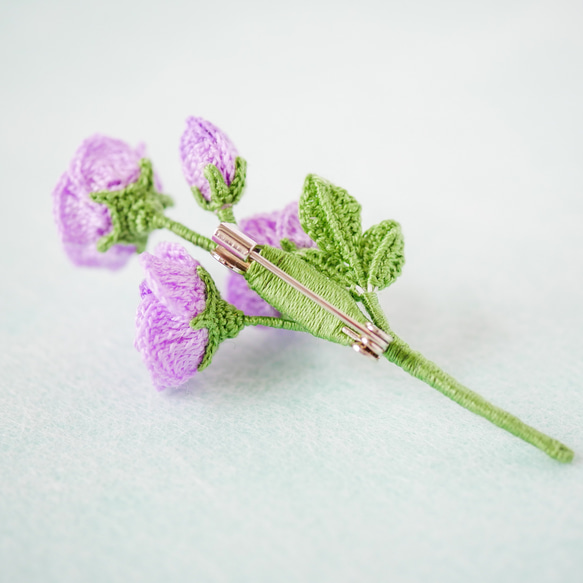 紫のバラのブローチ(受注制作、お花、お花モチーフ、手編み、四季折々) 7枚目の画像