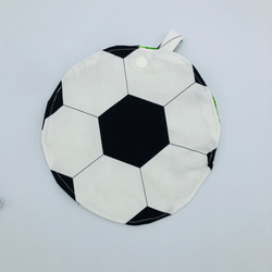 【再販】まんまるポーチ　サッカーボール×芝生　 2枚目の画像