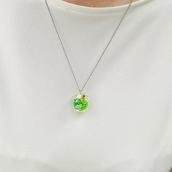 金魚鉢クリームソーダのネックレス【Glass necklace】 4枚目の画像