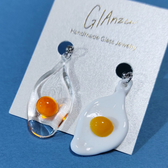 Glass egg【ガラスイヤリング】【ガラスピアス】 1枚目の画像