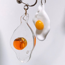 Glass egg【ガラスイヤリング】【ガラスピアス】 2枚目の画像