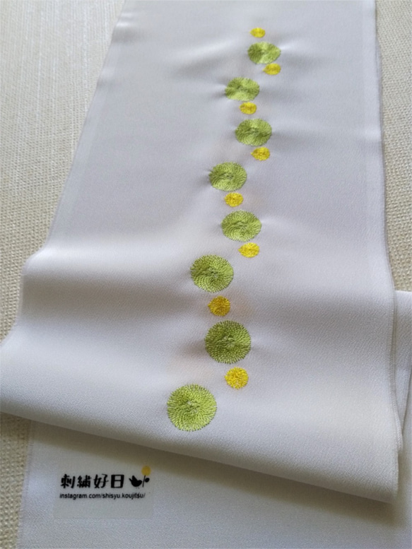 刺繍 半衿　おはじき玉　黄色×黄緑 5枚目の画像