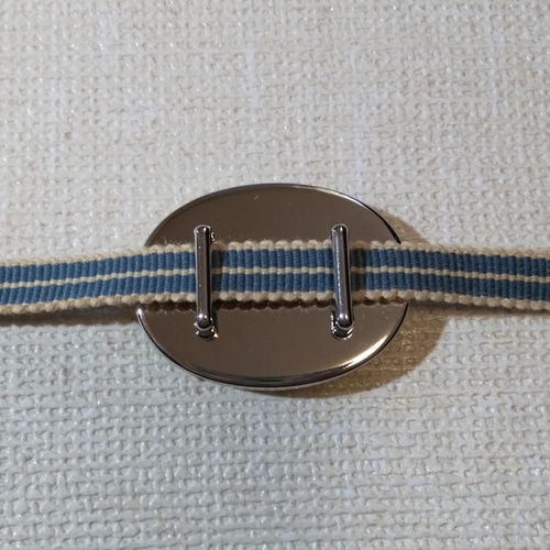 丸太遠藤　付下げ　薄物　千鳥　波　刺繍　正絹　ベージュ 付下げ 身丈164cm 裄丈66.5cm M 袷 坂東三津五郎 やまと 落款 桜