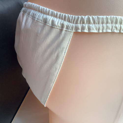 綿ローン使用 白のパンツに透けない‼️【白チュールレース