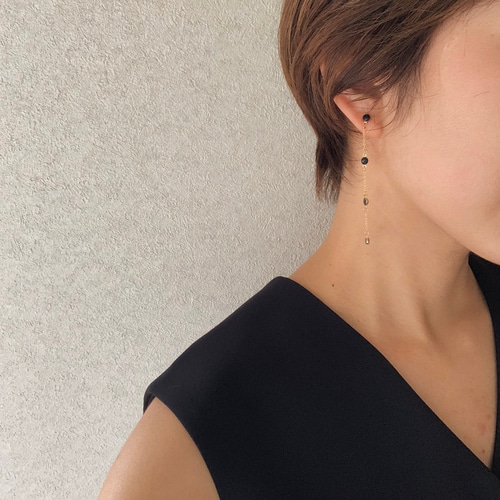 ブラック ゴールド ロング ピアス イヤリング ピアス（フック