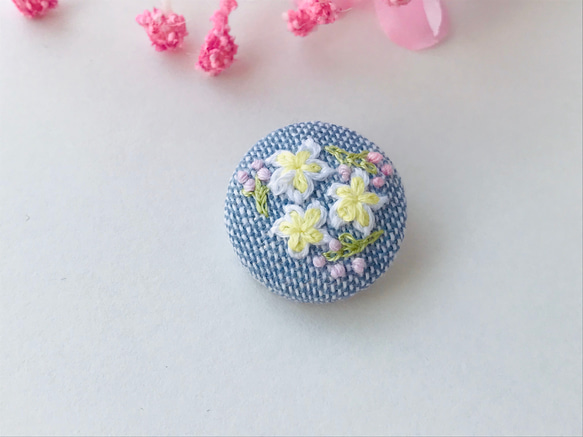 刺繍ヘアゴム 1枚目の画像