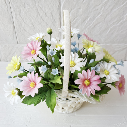 完売】パンフラワー/クレイフラワー マーガレットとカスミ草の花