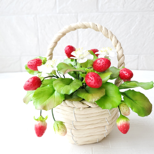 クレイフラワー♡ロココ調リボン台の薔薇の壁掛け♡ハンドメイド 完売