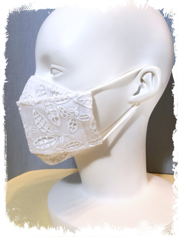 真っ白レースの立体マスク（リーフ模様） 3層 ★Ｓ～Ｌサイズ★ 夏用【受注生産】2～4日発送 2枚目の画像