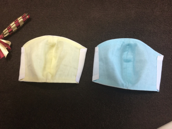 2枚セット【白×クリーム&サックス】晒×ダブルガーゼ ハンドメイド立体マスク 大人用サイズ 2枚目の画像