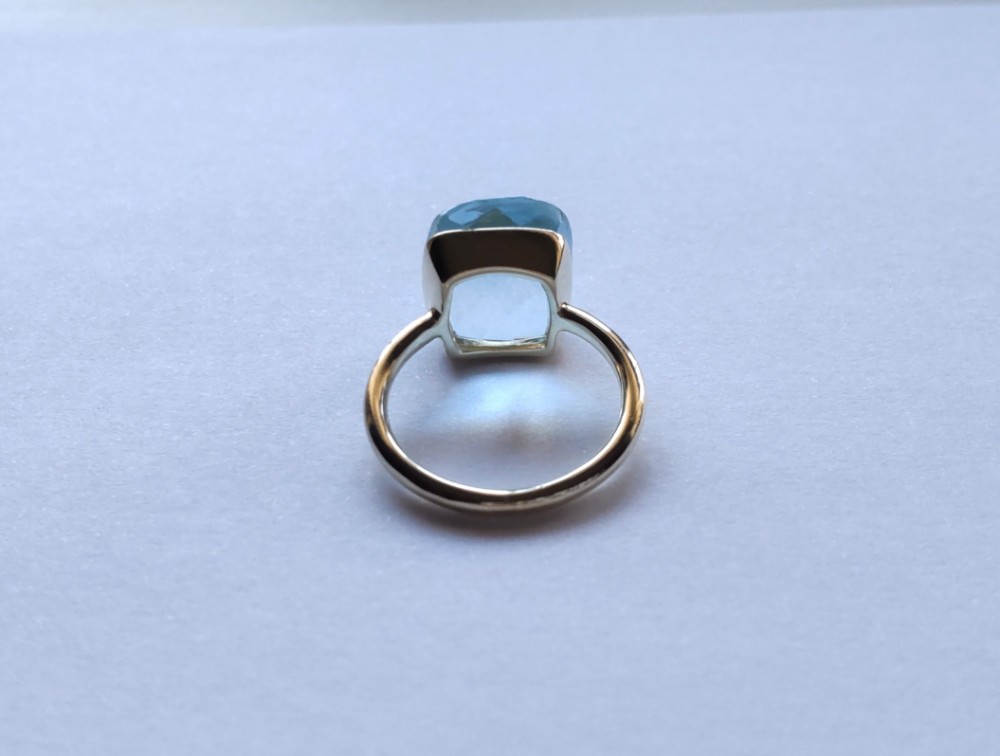 Angelica ブルートパーズ